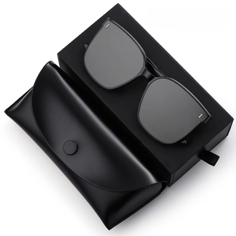 Aviato Pure Black Vision