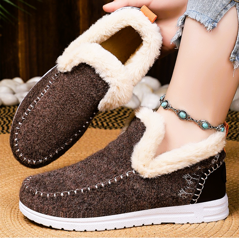 Nord Haven Plush Slip Boot