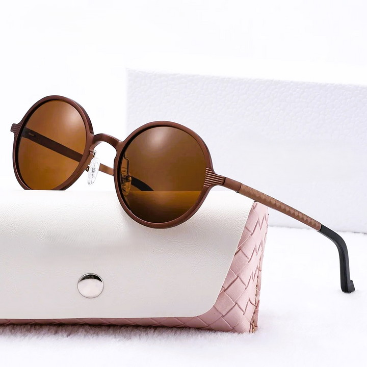 Aviato Studio 79 Shades