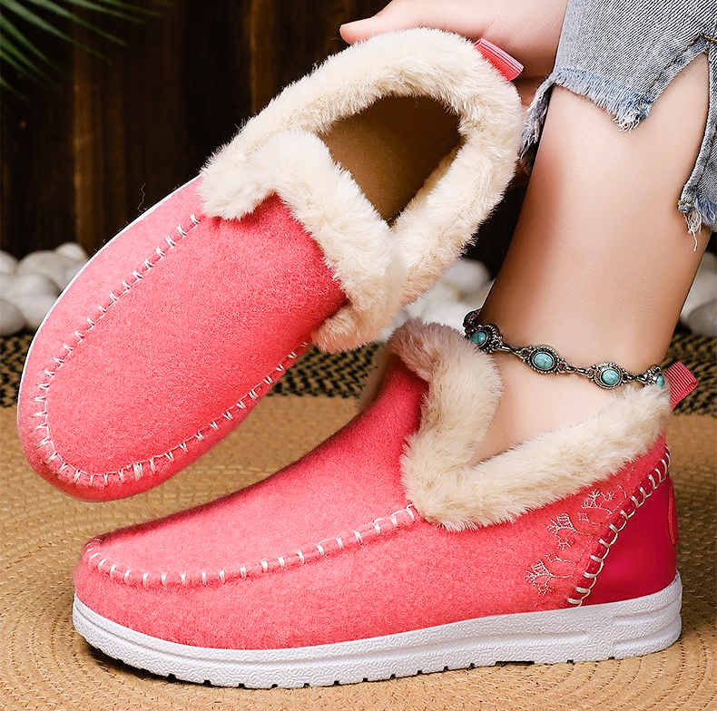 Nord Haven Plush Slip Boot