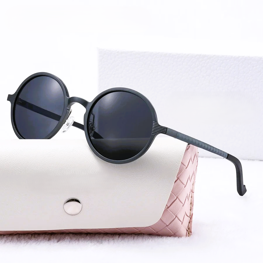 Aviato Studio 79 Shades
